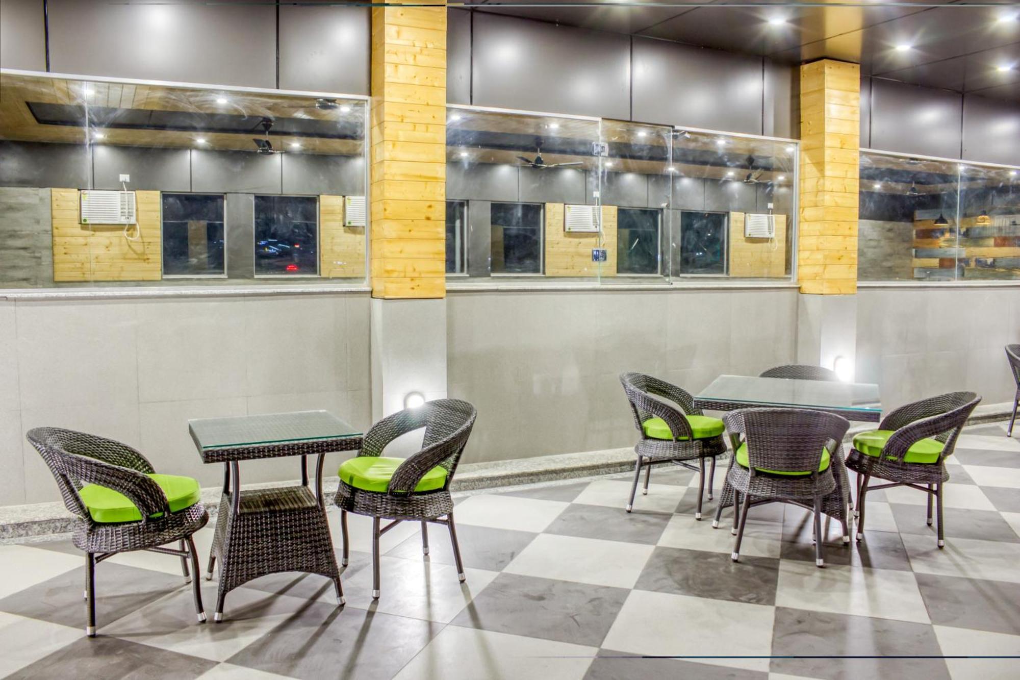 Zip By Spree Hotels Grand Legacy Prime デヘラードゥーン エクステリア 写真