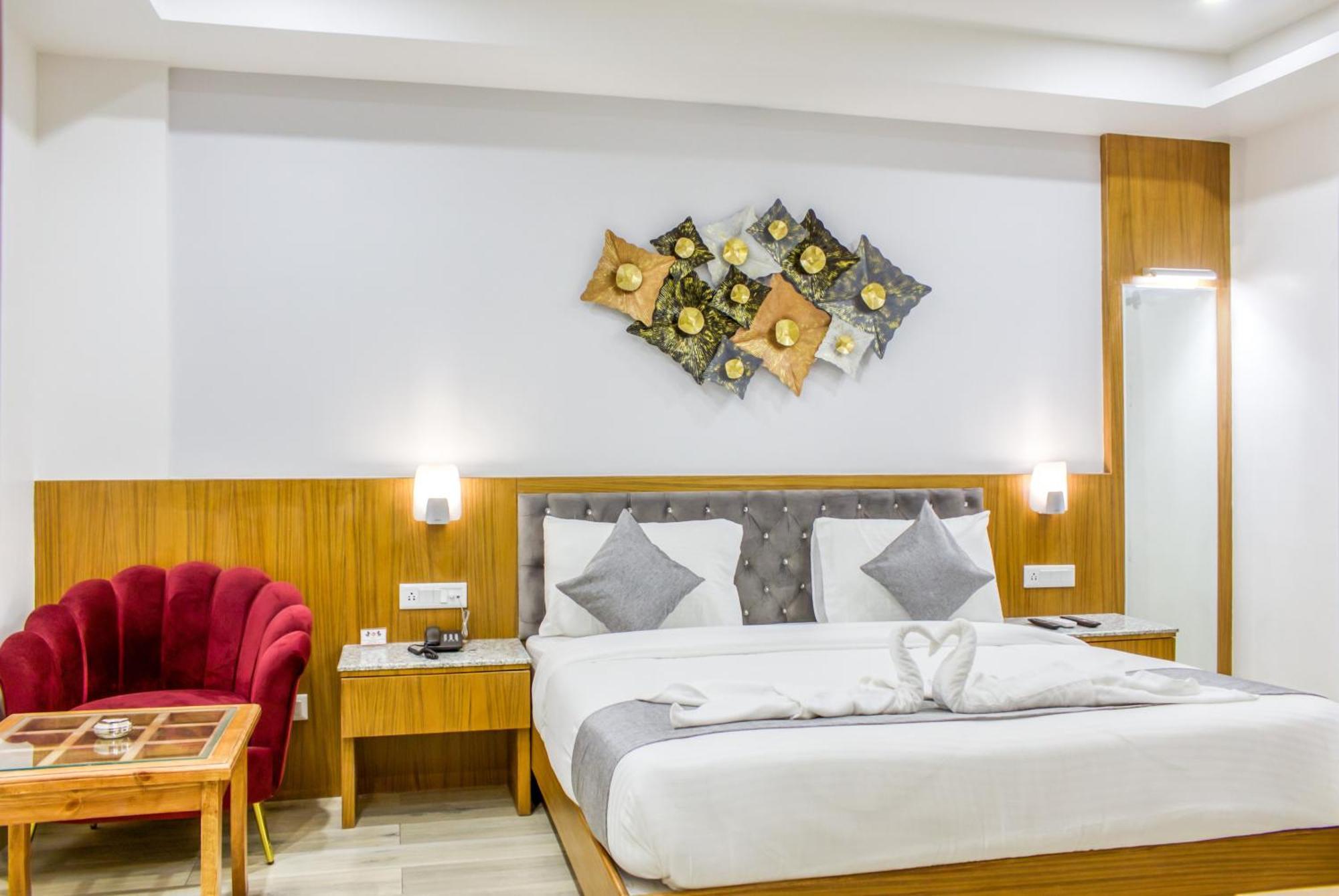 Zip By Spree Hotels Grand Legacy Prime デヘラードゥーン エクステリア 写真
